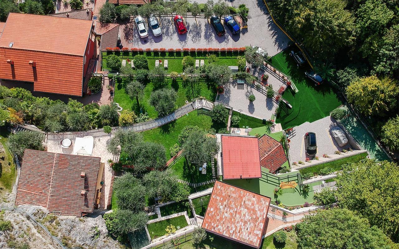 Hotel La Gardenia & Villa Oleandra Limone sul Garda Dış mekan fotoğraf