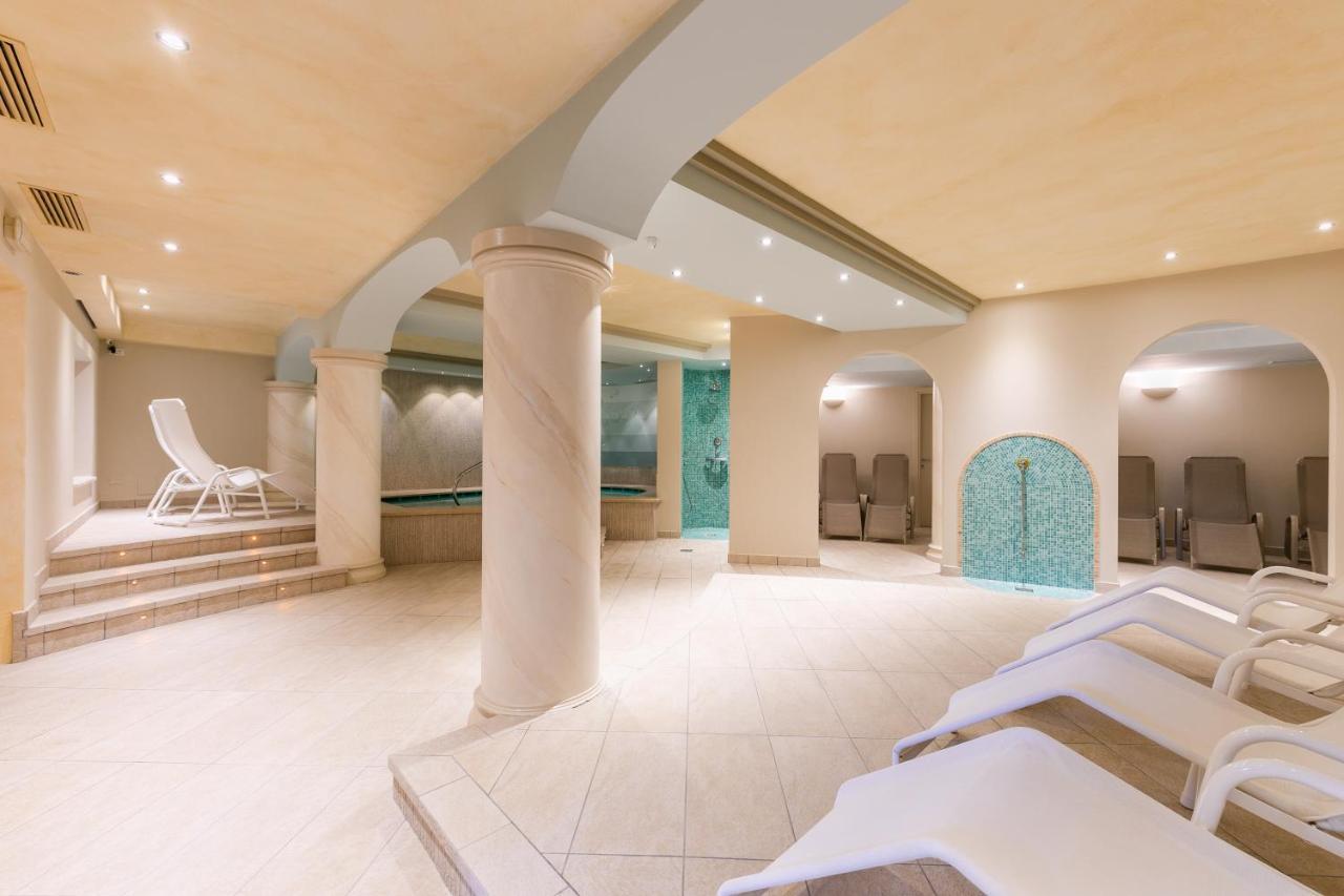 Hotel La Gardenia & Villa Oleandra Limone sul Garda Dış mekan fotoğraf