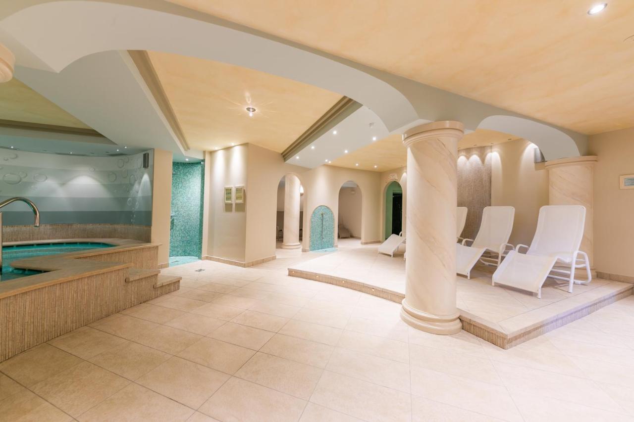 Hotel La Gardenia & Villa Oleandra Limone sul Garda Dış mekan fotoğraf