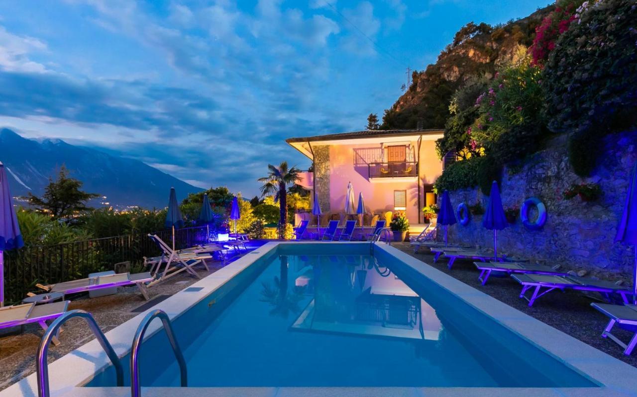Hotel La Gardenia & Villa Oleandra Limone sul Garda Dış mekan fotoğraf