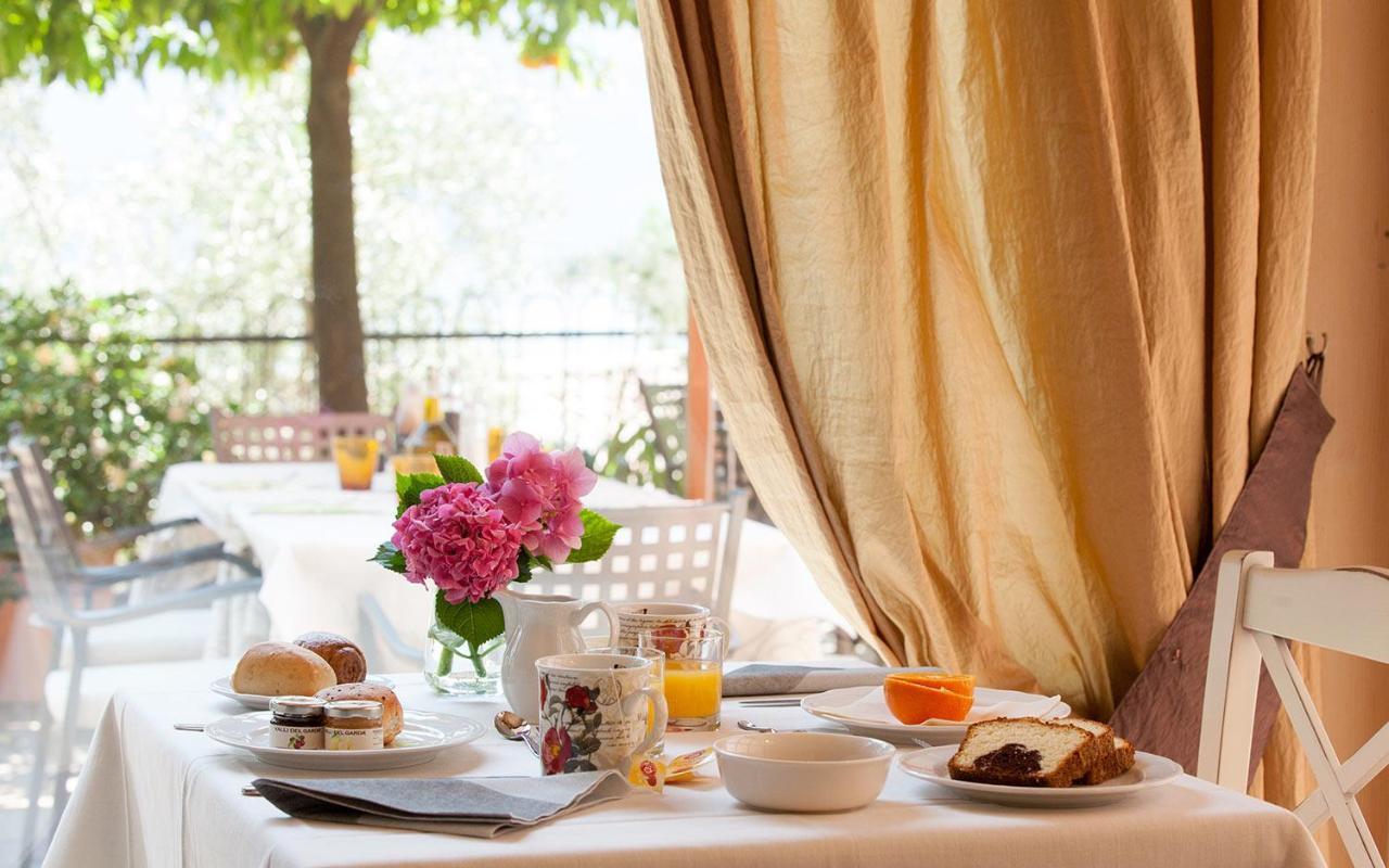 Hotel La Gardenia & Villa Oleandra Limone sul Garda Dış mekan fotoğraf